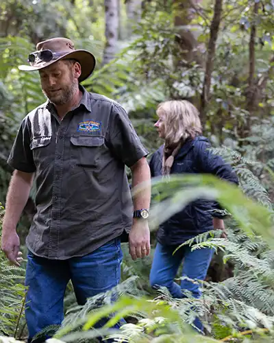 Ben Williams is leading a wildlife tour in North East Tasmania for our Tin Dragon Cottages guests.